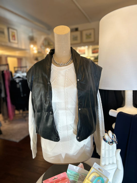 Black Sleeveless Puffer Vest FL8236
