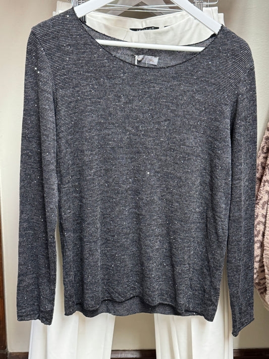 Blouse w/Sequins Details