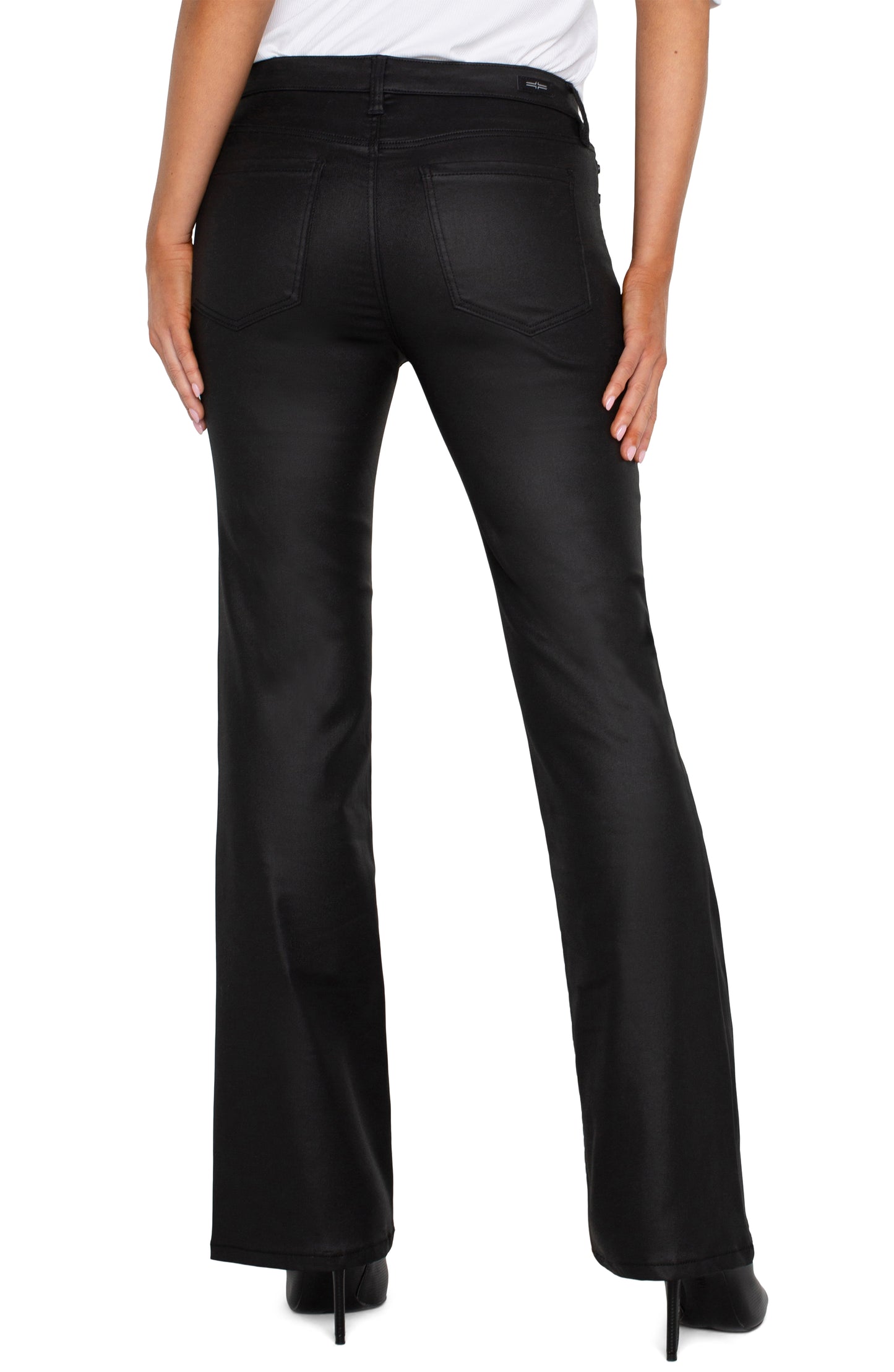 Lucy bootcut 32in Black Coated LM4000CBM